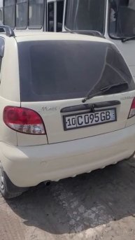 Рухсатномасиз автомобиль ойналарини қорайтириб олгани аниқланди 2-факт