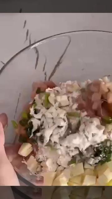 Рубленные котлеты с сулугуни😉  Вкусные и необычные котлетки😊