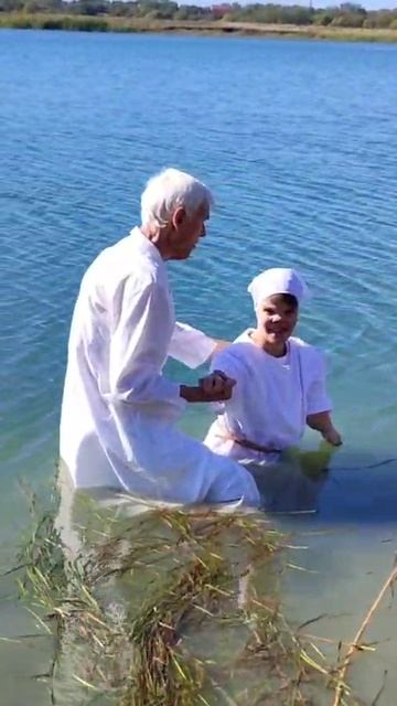 приняла Водное крещение 
6 октября 2024 . Слава Богу 🙏