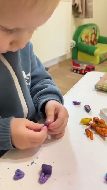 Это чайник так скипел😂😂 упала с этого момента)) Марс?