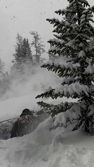 Такой экстрим с BRP — переворот на склоне. Готов к сезону 2026?