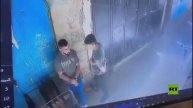 كاميرا مراقبة ترصد لحظة اغتيال شاب فلسطيني على يد المستعربين الإسرائيليين
