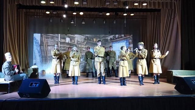 "Катюша" сл. М. Исаковского, муз.М.Блантера.