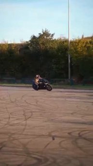 Do you like this ? 🔥 #moto #bike #dafymoto #stunts