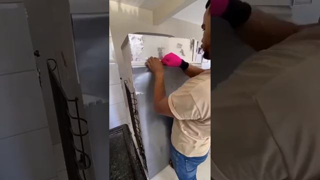Не спешите выбрасывать! Как обновить старый холодильник с минимальными затратами.