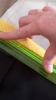 шью кожзам (экокожу) или как укоротить брюки без сложн?