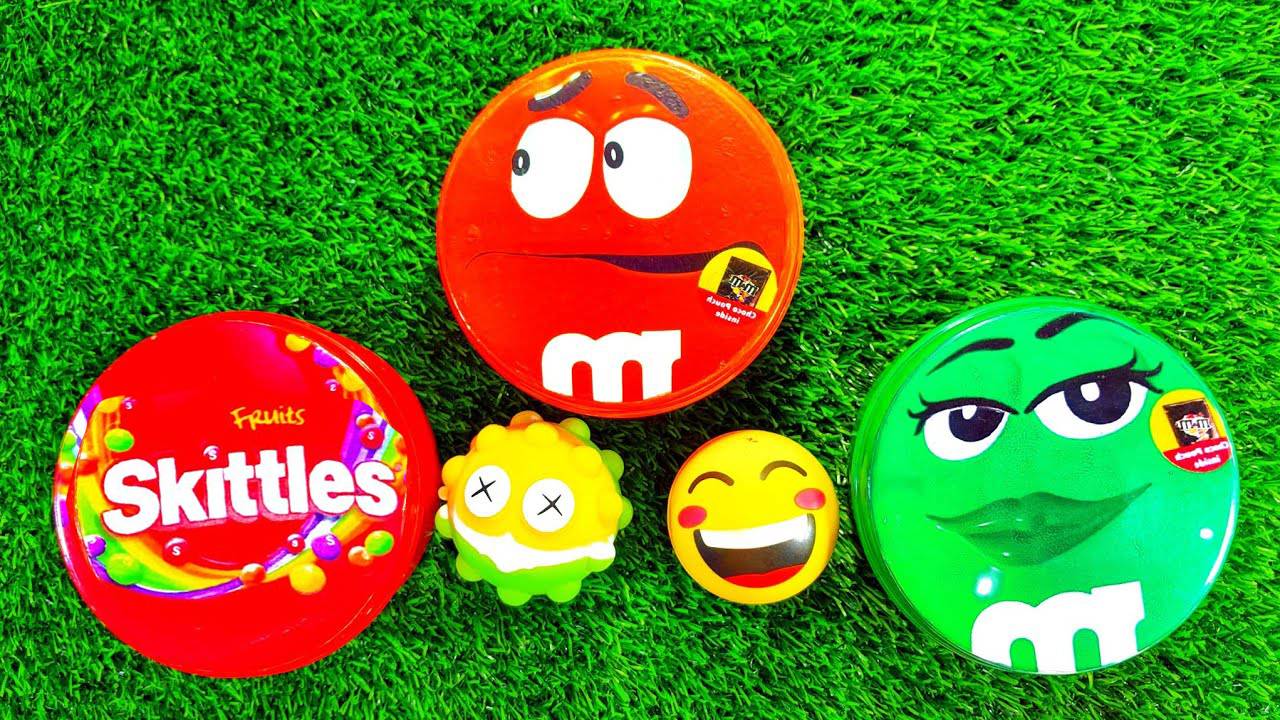 Мультики для детей. Распаковка сочных M&M's и вкусных Skittles. Сладкие мультики для малышей.
