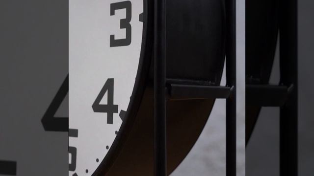 Напольные часы Manchester Double Side Standing Clock, Chehoma