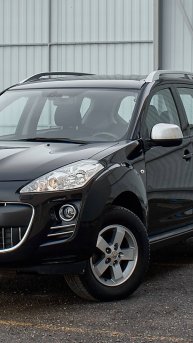 Обзор на Peugeot 4007 Кроссовер 2.4 CVT 4WD 2011г