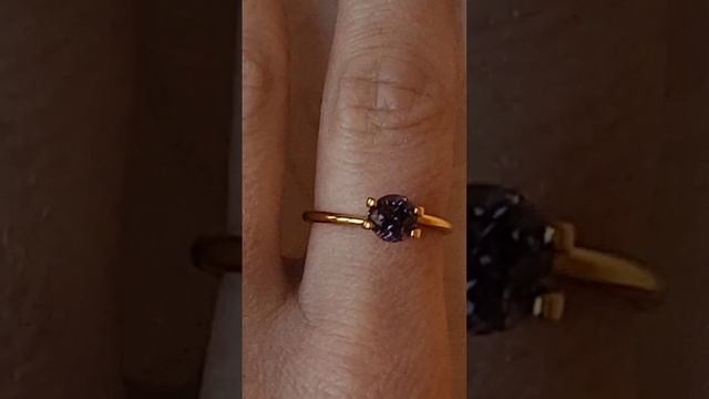 шпинель нигерия  31. 6.4 мм, Вес 1.45 кт