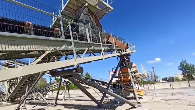 Дробильно-сортировочный комплекс Gursan ( часть 1 )