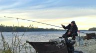 В этом месте обитают Лещи.Пришел утром - клюёт,пришел вечером- клюёт.Фидерная ловля весной на реке.