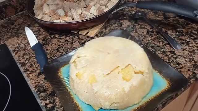 Забилась труба где мойка.Сравнила пироги с микроволно