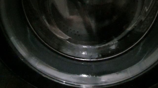 Samsung WW65J42E0HSDLP- Быстрая 40C 800rpm потекла во время стирки?
