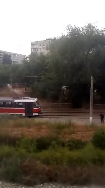 Volgograd from the window of a passenger train Saratov Adler Волгоград из окна по?