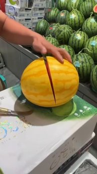 Easy way to cut yellow watermelon #shorts