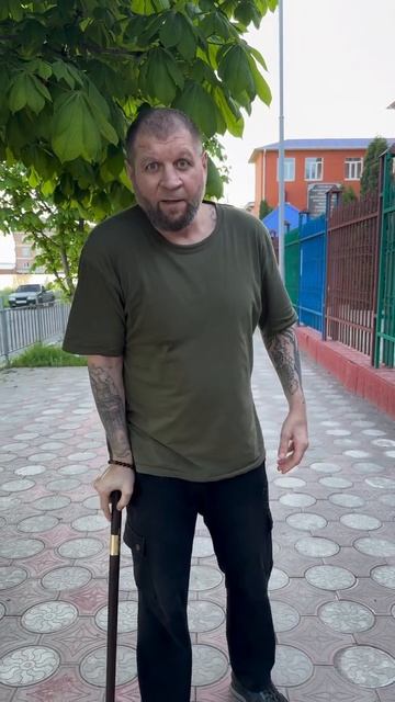 🧐Встречайте, трёхногий и трёхрукий АЕ!