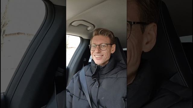 Радость! Счастье! Свет! Любовь! Они во мне и вне меня! Я проводник этого состояния!