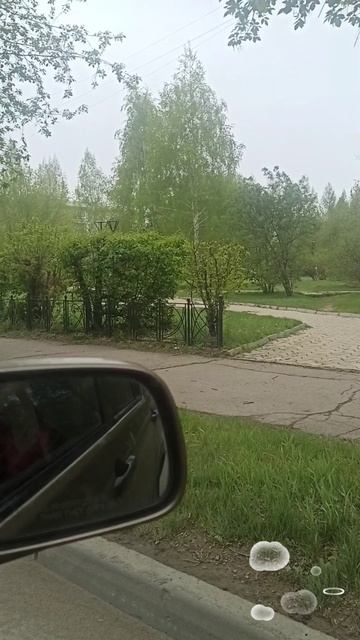 Россия. Сибирь. Ангарск. 13.05.2025г. и ЛЁГКИЙ СНЕГ 😁😁😁