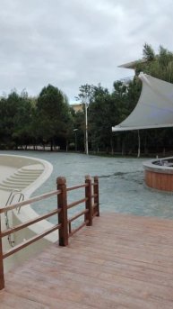 Бассейн отеля Оазис Dreamland между рабочим и построенным?