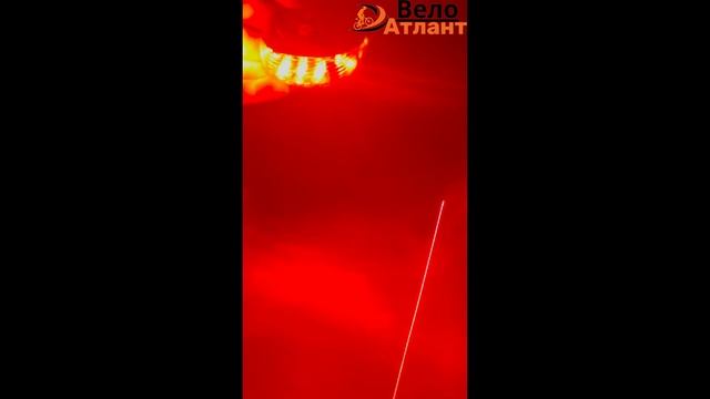Обзор на Задний Стоп Велосипедный с Боковыми Лазерами