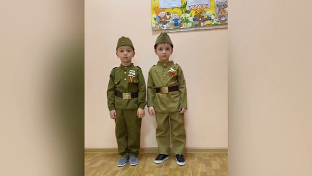 2-аг кæстæр полилингвалон къордбацæттæ кодта «Уæлахизы бон». Хъомылгæнджытæ: ПухатыС.И. МилдзыхтыС.Р