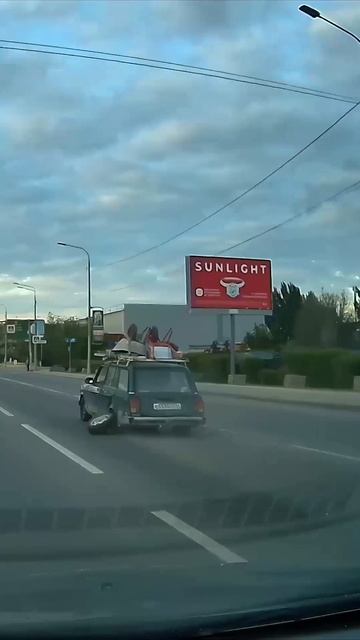 Не выдержал перегрузки?