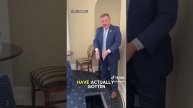 Член Палаты представителей Тим Мур показал подземный коридор Капитолия