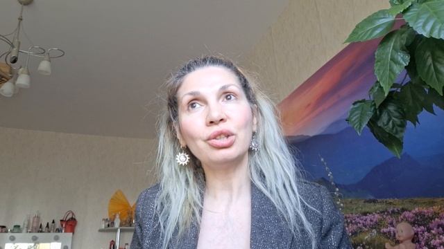 Расклад на таро " какие перемены в личной жизни до конца месяца ? "😇💞😻😘