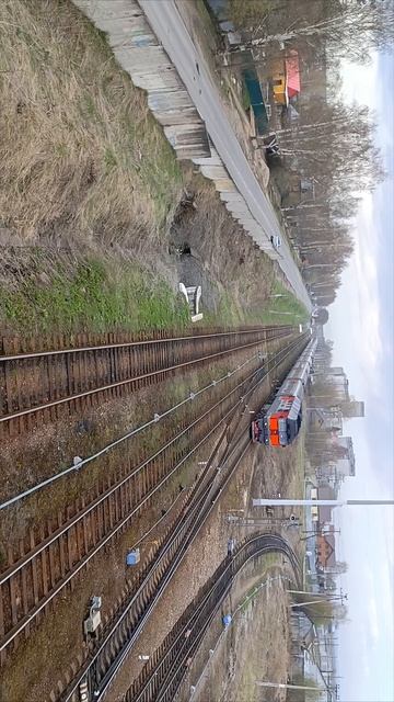 прибытие очередного поезда на станцию Котлас южный