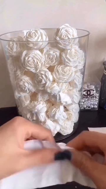 Делаем розы из салфеток 🌹
