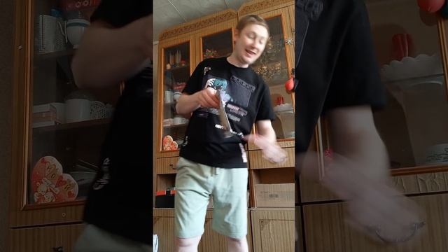 Как же без кофе.🤣