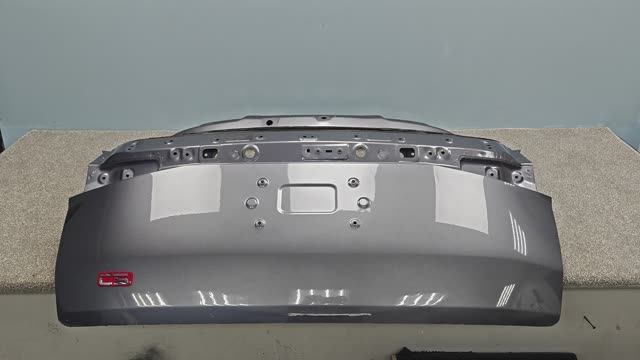 D6661137 КРЫШКА БАГАЖНИКА OMODA C5 ОРИГИНАЛ Б/У 552000260AADYJ