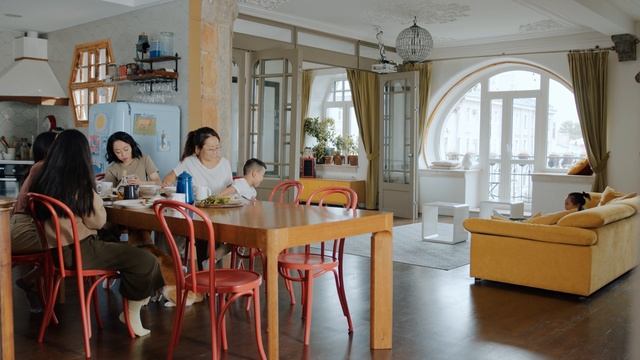 5998013-uhd_4096_2160_25fps