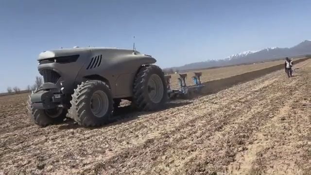 Беспилотные тракторы