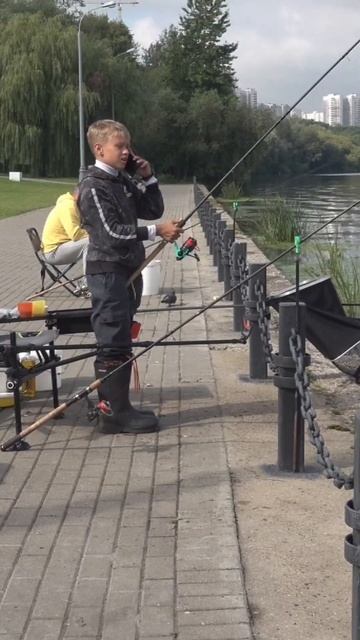 😁Когда друга ТОЖЕ заразил рыбалкой😉 #shorts #viral #fish #фид