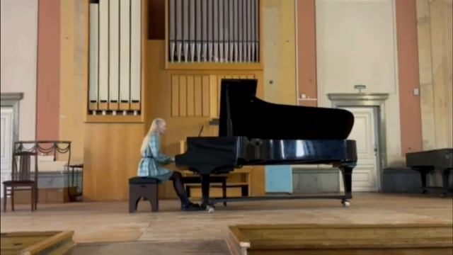 М.Магнитский _Морская сюита_ для фортепиано (в трёх частях).