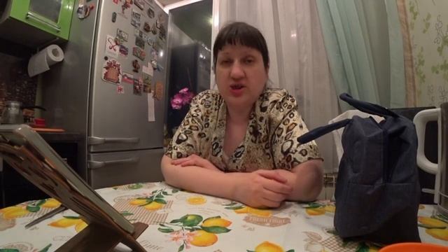 ДОМАШНИЙ ВЛОГ // НАСТРОЕНИЕ ОТЛИЧНОЕ / КАК ПОВЕСИЛА ЛАМПУ ДЛЯ ЦВЕТОВ