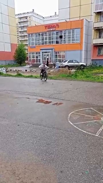 мои первые нормальные попытки ездить