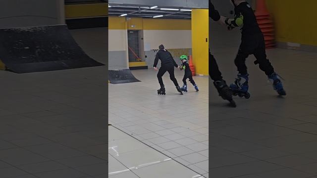 Шурик на роликах