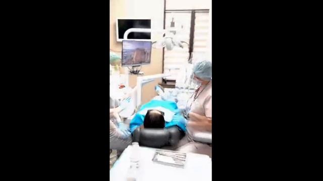 Профессиональная гигиена полости рта в стоматологии Implant Story