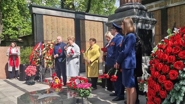 На Донском кладбище прошла акция «Ради жизни на земле»