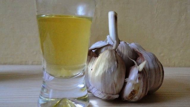 Что я капаю на рассаду томатов, когда полезли первые петельки. Мой секрет урожайной рассады.