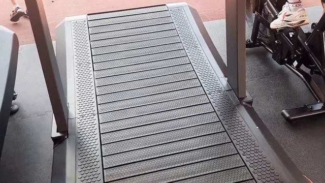 УНИВЕРСАЛЬНАЯ БЕГОВАЯ ДОРОЖКА В Каждую комнату, уника