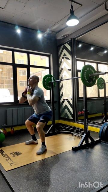 Приседания с гирей у груди/гоблет-присед/goblet-squat