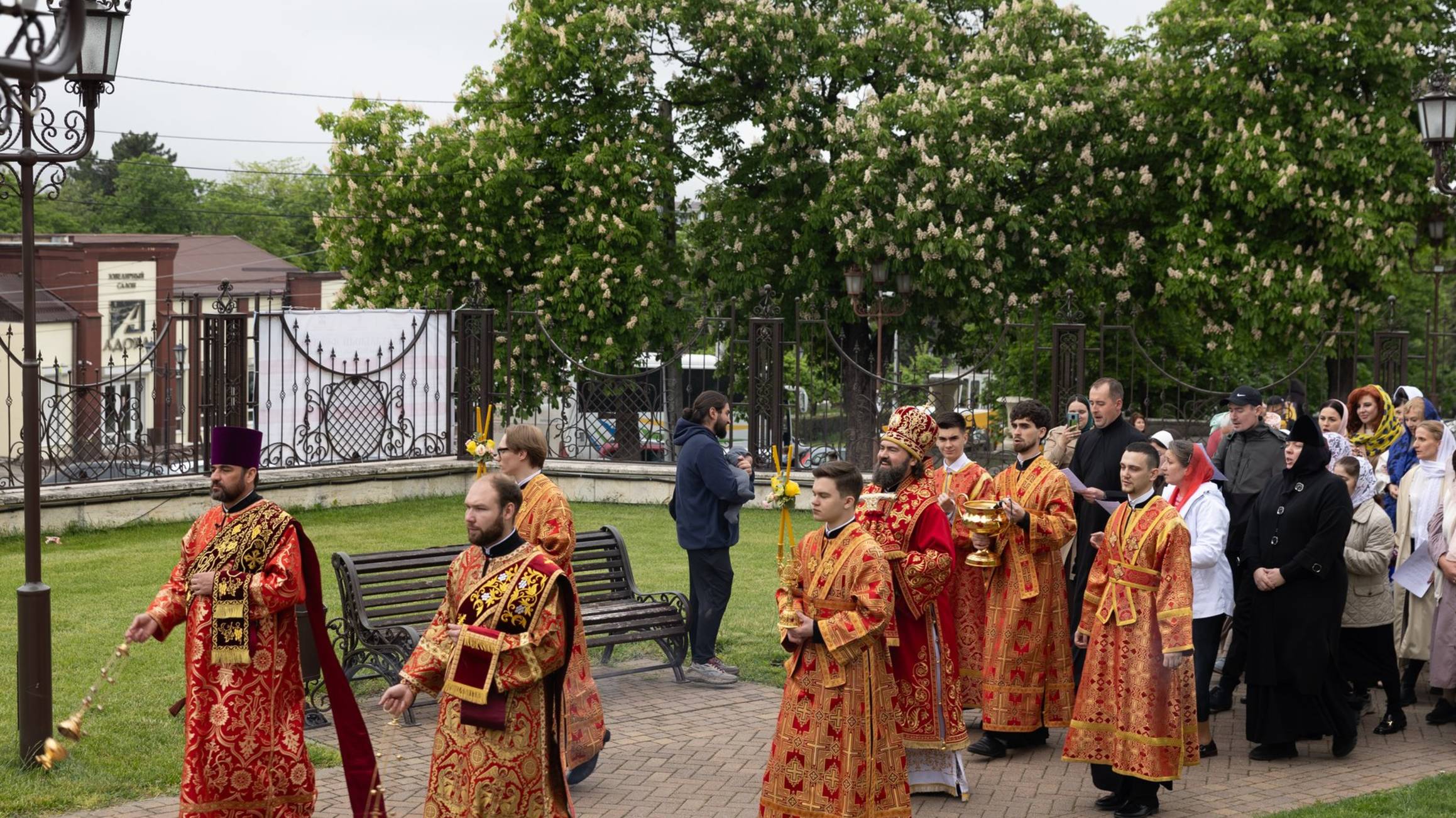 В Спасском кафедральном соборе встретили престольный праздник