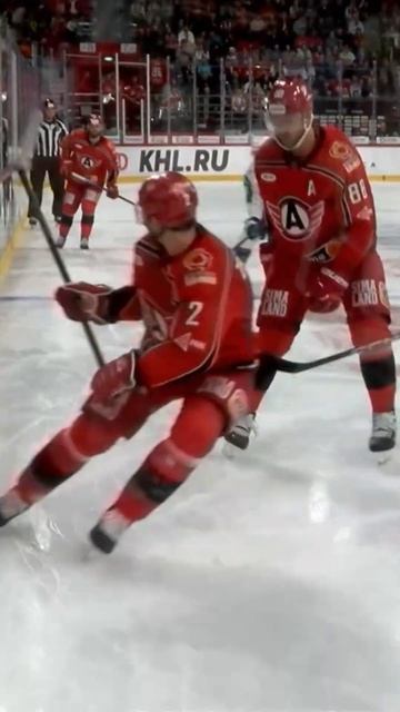 Сложно играть без клюшки ❌🏒 #КХЛ