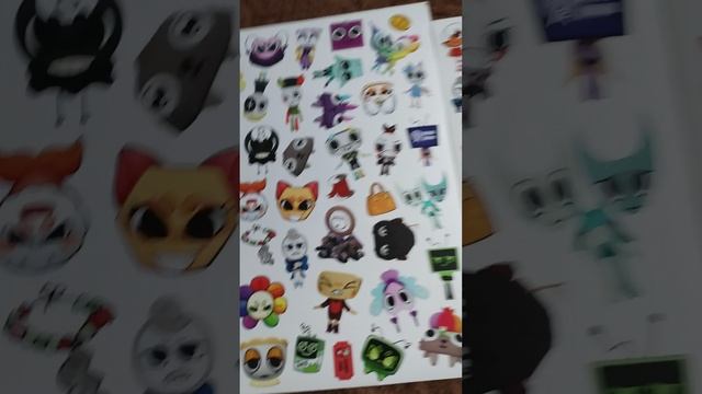 Ура! Наклейки! Мир! Денди! И! Роблокс! Нуб! Следит! Чтобы! Вы! Подписались!!
