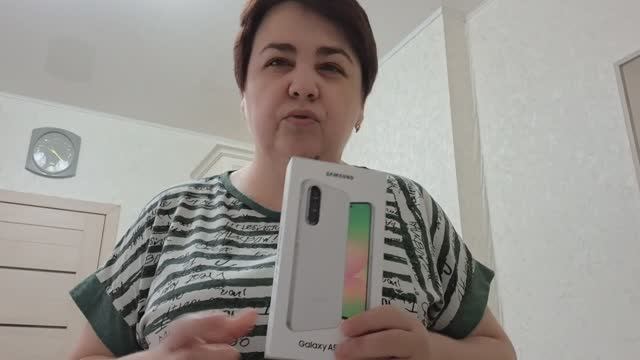 Новый телефон, небольшая распаковка