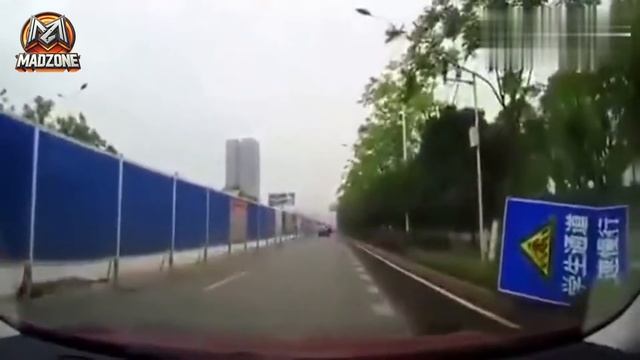 Аварии и дтп Идиоты на дороге Водятлы за рулем